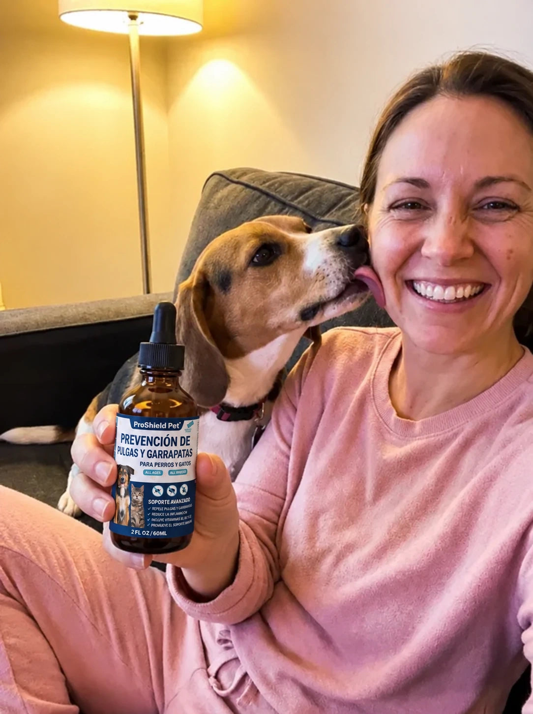 Camila con su mascota